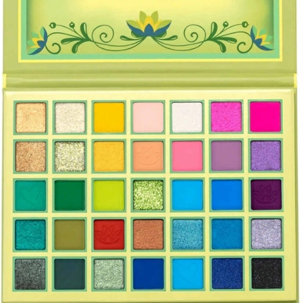 Eyeshadow palette 🎨 con color and alta pigmentacion.